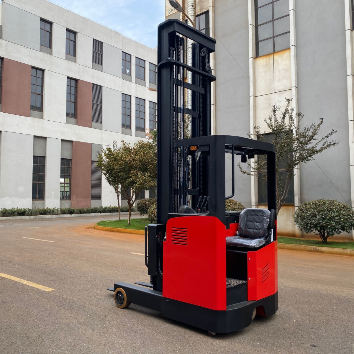 Electric Powered Forklift Narrow Aisle Reach Truck 1.5ton 2ton 3ton 3meter